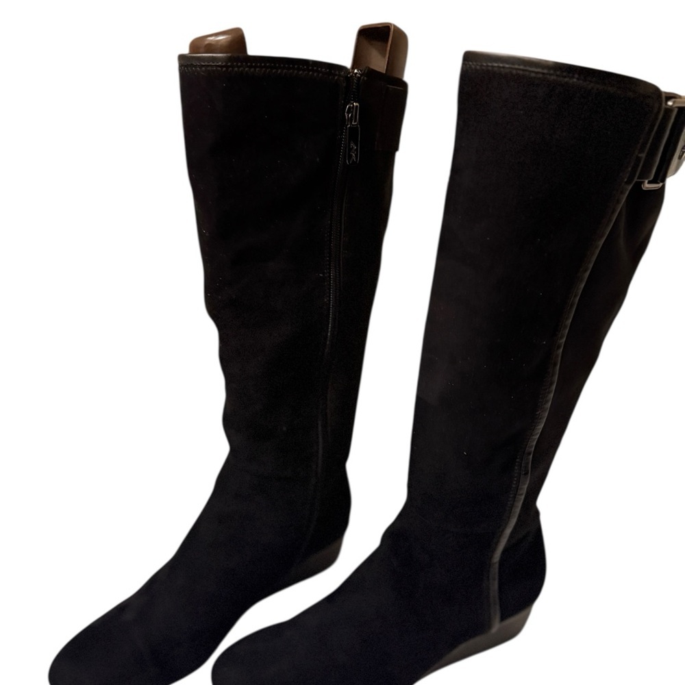 Calvin Klein, beautiful Black Knee-High Women's Boots suede leather soft & comfy - Picture 1 of 15